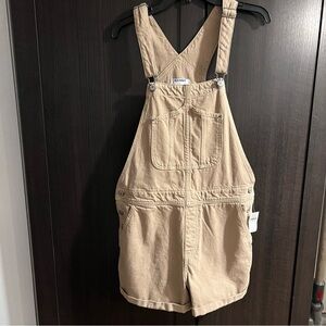 NWT Old Navy overalls (M)